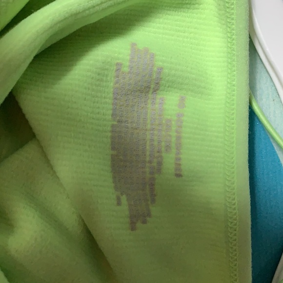 Fitted, Ribbed task top - Picture 3 of 4